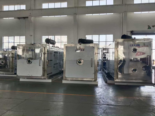 攻坚克难保生产，车间多台冻干机设备调试与生产同步高效推进